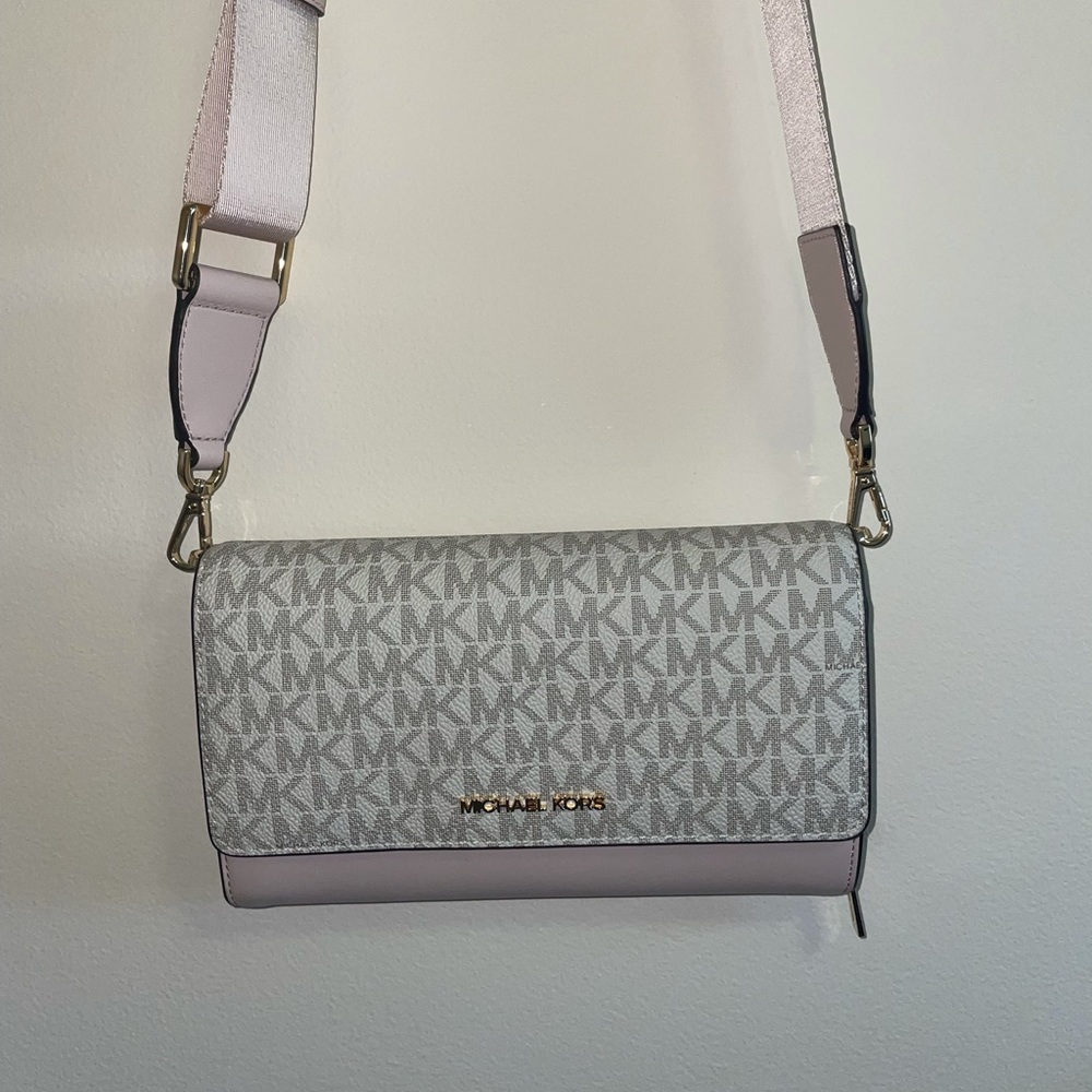 Michael Kors crossbody bag